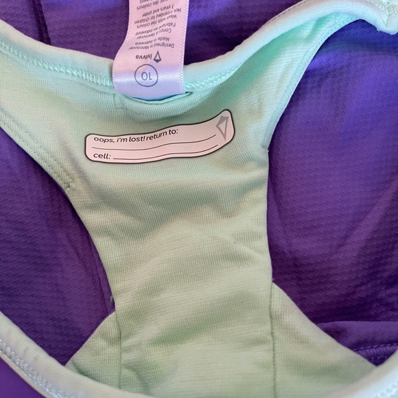 Ivivva Bundle 4 items ☀️ - Picture 9 of 10